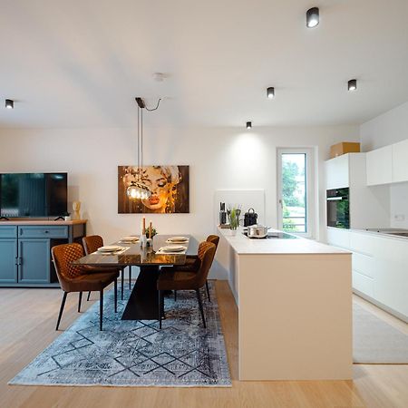Premium Central Apartment Velden am Wörthersee Buitenkant foto